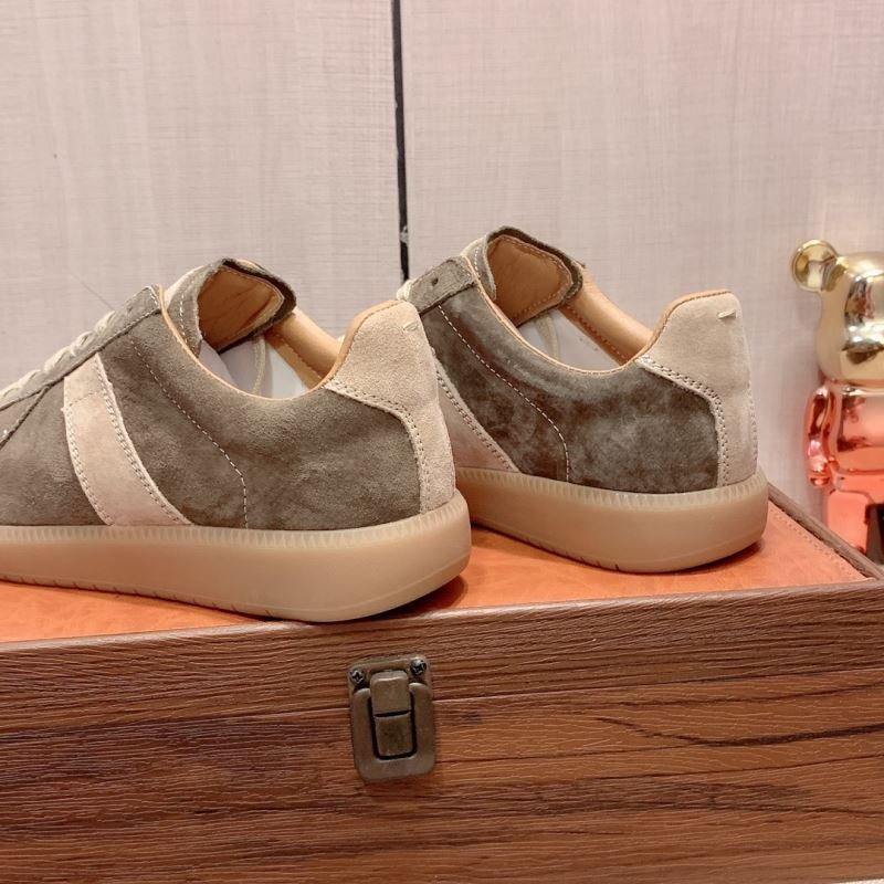 Louis Vuitton Low Shoes